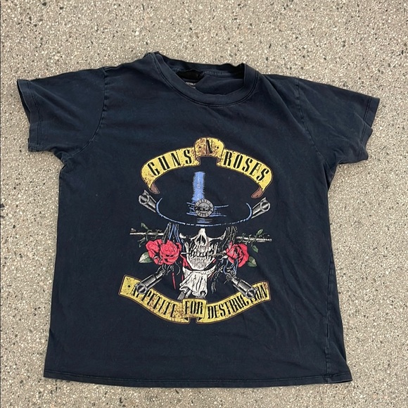Guns N Roses Graphic T-Shirt - Picture 3 of 8
